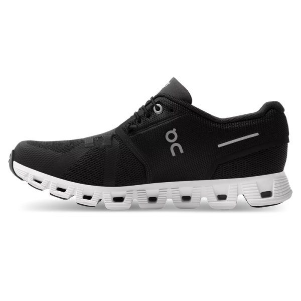 On Running Cloud 5 Black/White - Image 2