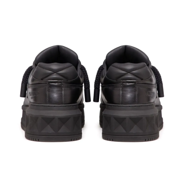 Valentino One Stud XL - Black - Image 4